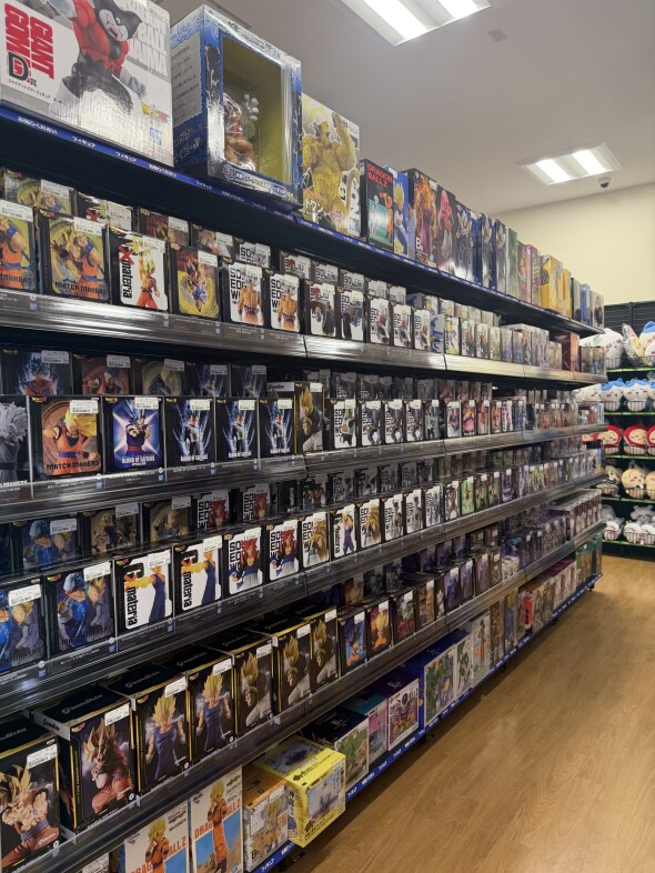 BOOKOFF PLUS（洋服・ホビー・他）